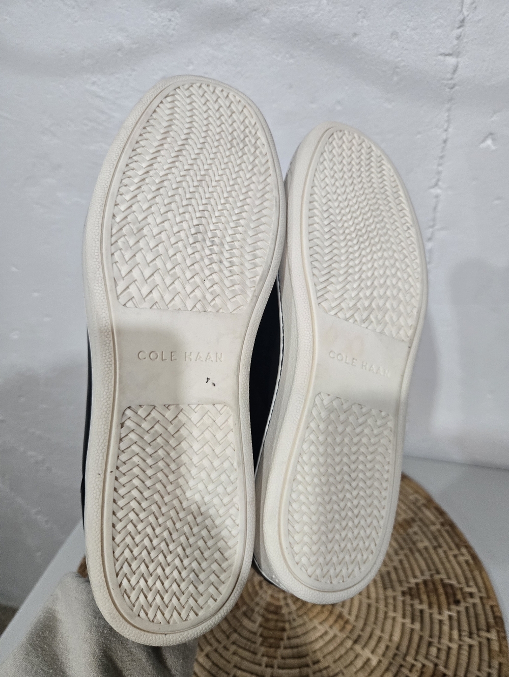 Cole Haan Men's Black White Sneakers 11.5 - Picture 7 of 8